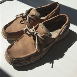 Tan SPERRY TOPSIDER’S (Women's)